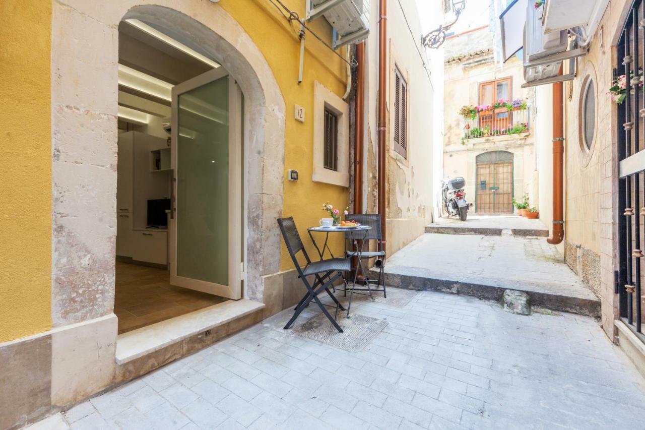 Апартаменты Ortigia Calia E Simenza Сиракузы Экстерьер фото